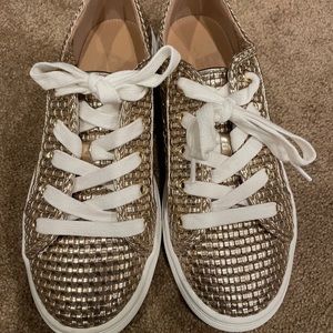 Loft Lace Up Woven Sneaker Size 6